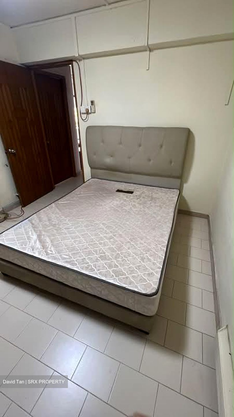 Blk 208 Jurong East Street 21 (Jurong East), HDB 4 Rooms #575861351